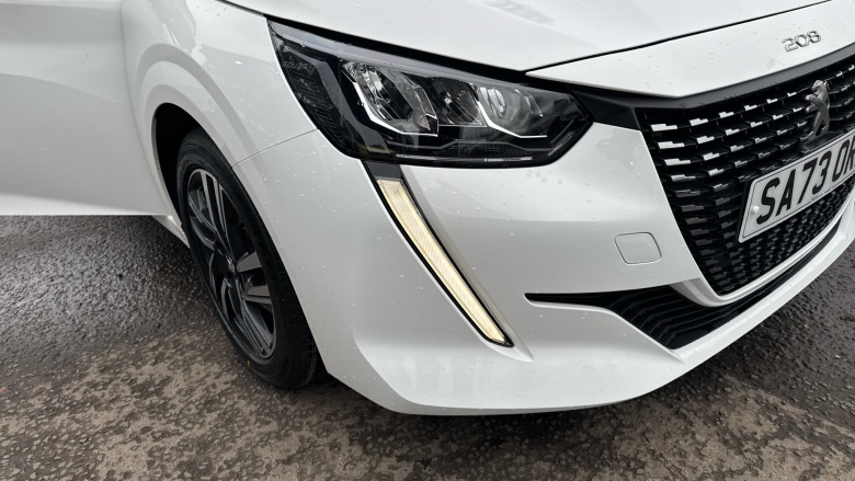 Peugeot 208 1.2 PureTech 100 Allure Premium + 5dr Petrol Hatchback